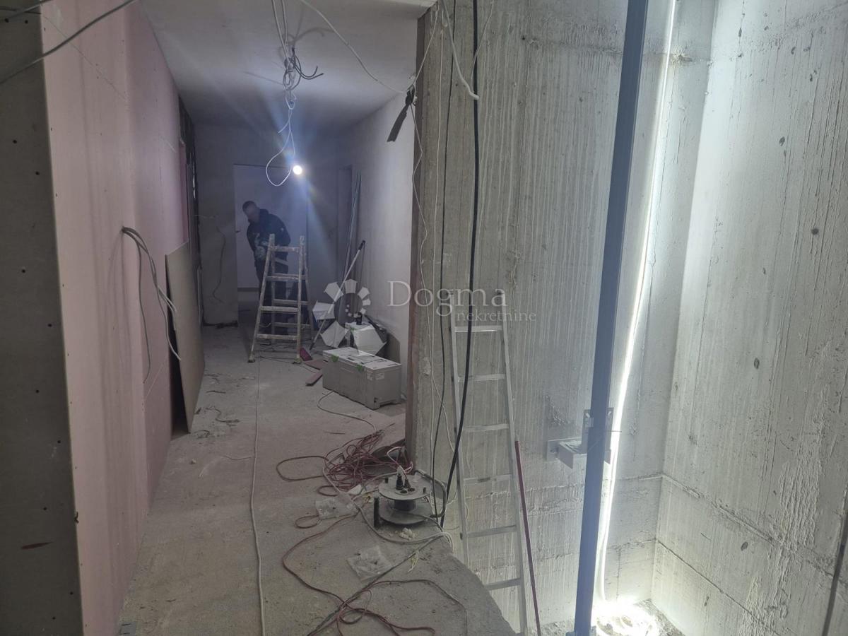 Flat For sale - SPLITSKO-DALMATINSKA ČIOVO
