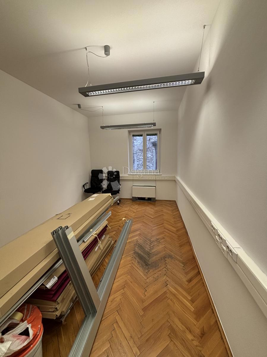 Lokal użytkowy Do wynajęcia - PRIMORSKO-GORANSKA RIJEKA