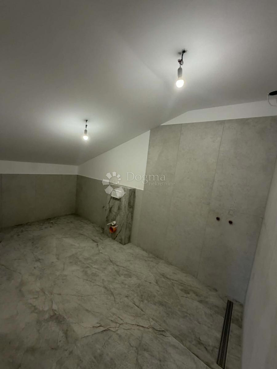Apartma Na predaj - PRIMORSKO-GORANSKA KOSTRENA