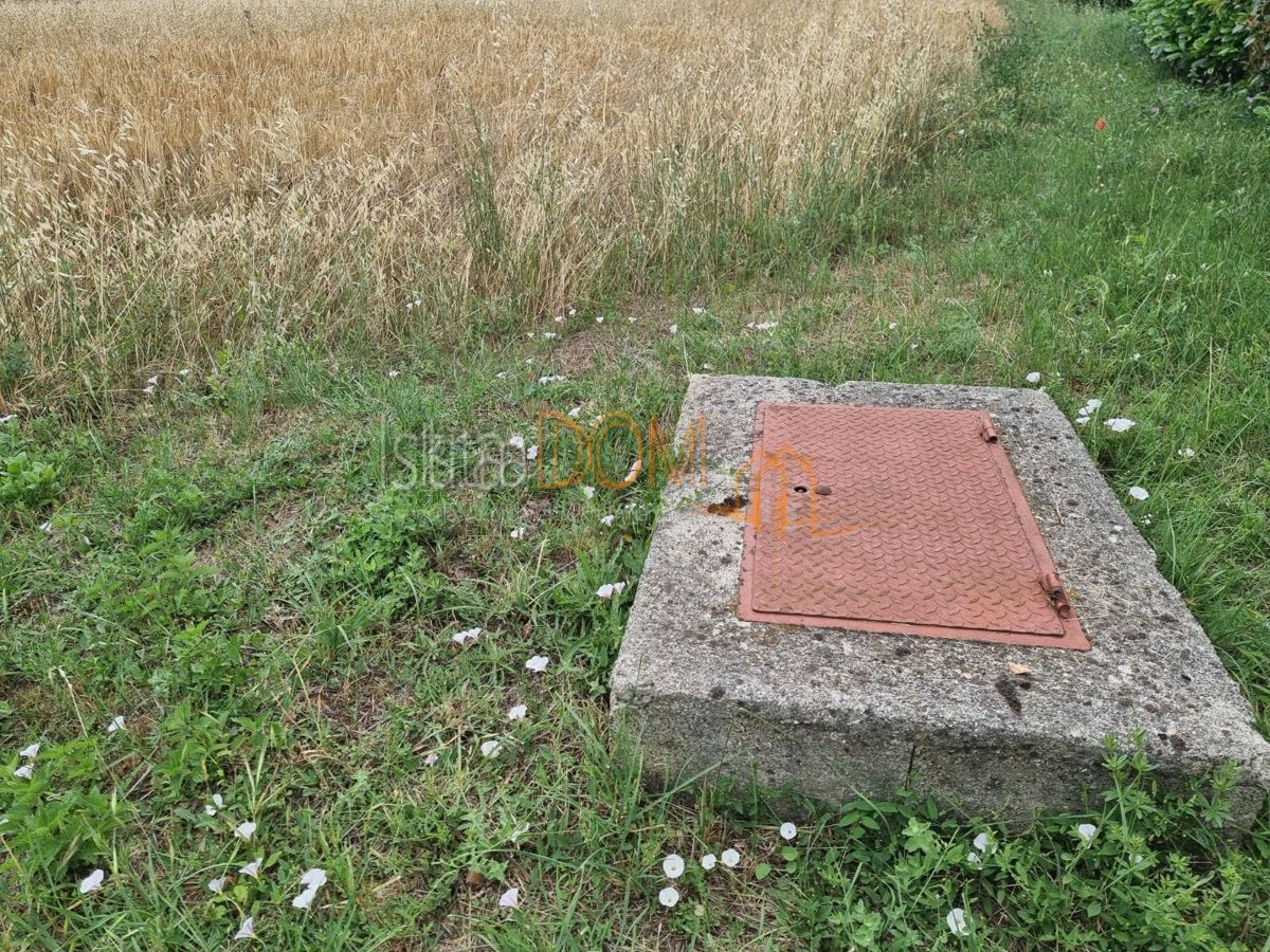 Terreno In vendita - Istarska Marčana - foto 1/4