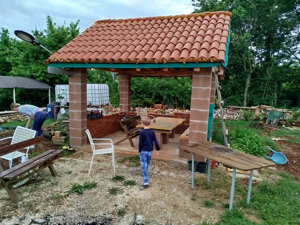 Pozemok Na predaj - Istarska žminj - foto 1/6