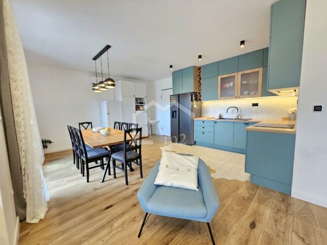 Apartmán na prenájom 80 m² – Solin