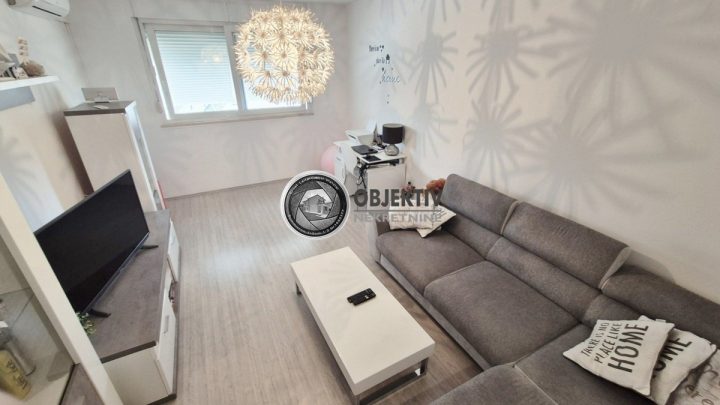 Appartement À louer - Splitsko-dalmatinska Split - foto 2/14