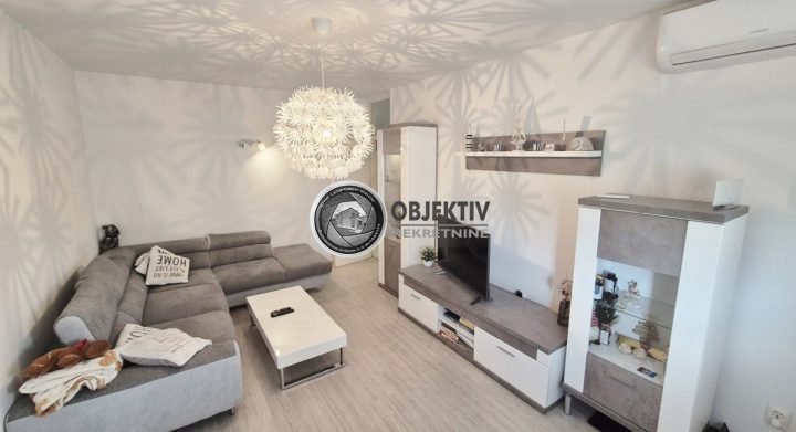 Appartement À louer - Splitsko-dalmatinska Split - foto 4/14