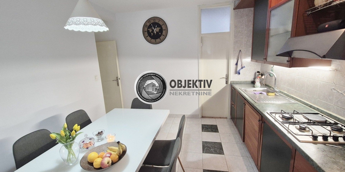 Appartement À louer - SPLITSKO-DALMATINSKA SPLIT