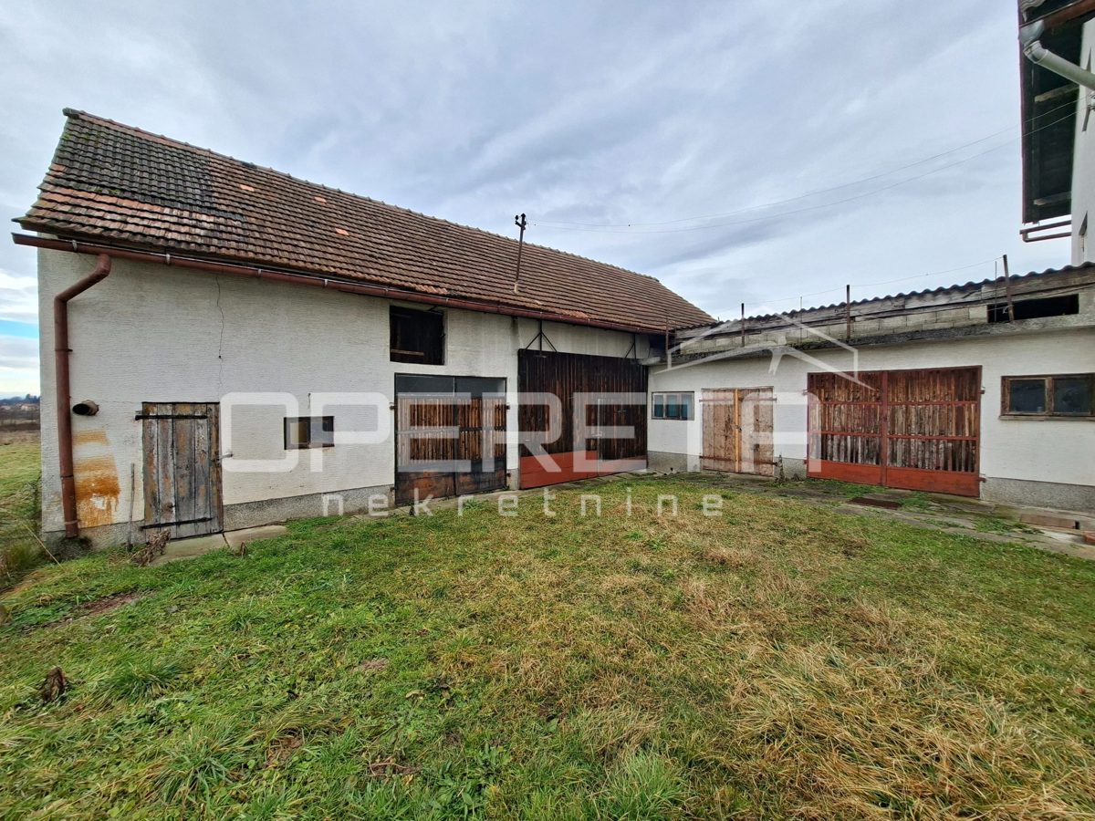 Casa In vendita - ZAGREBAČKA KLINČA SELA