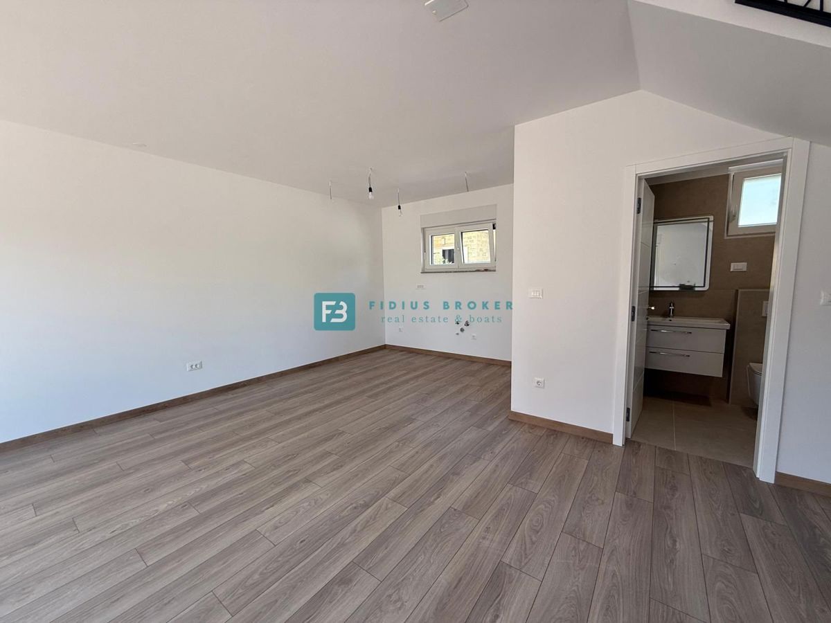 Flat For sale - ŠIBENSKO-KNINSKA VODICE