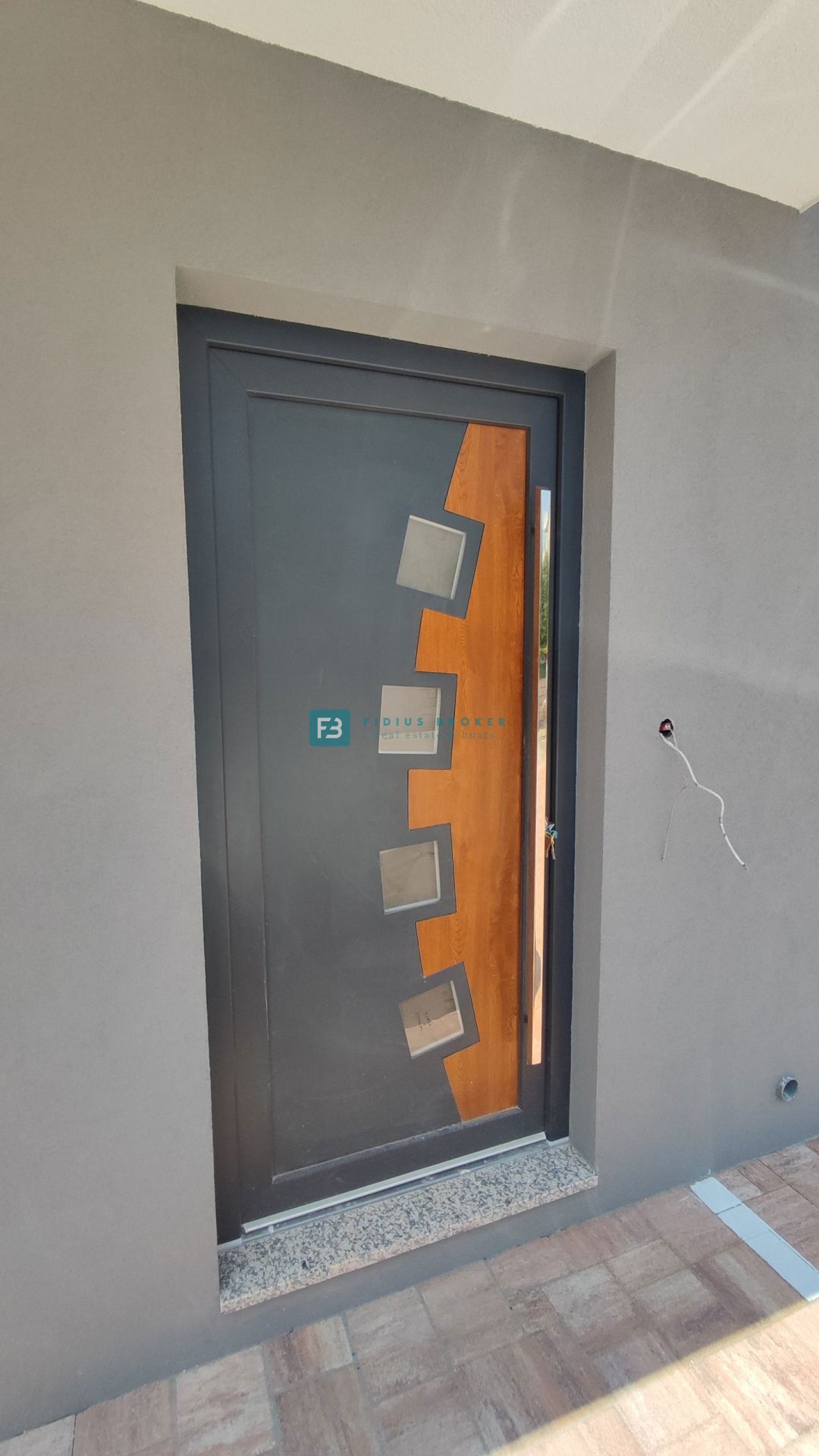 Flat For sale - ŠIBENSKO-KNINSKA VODICE