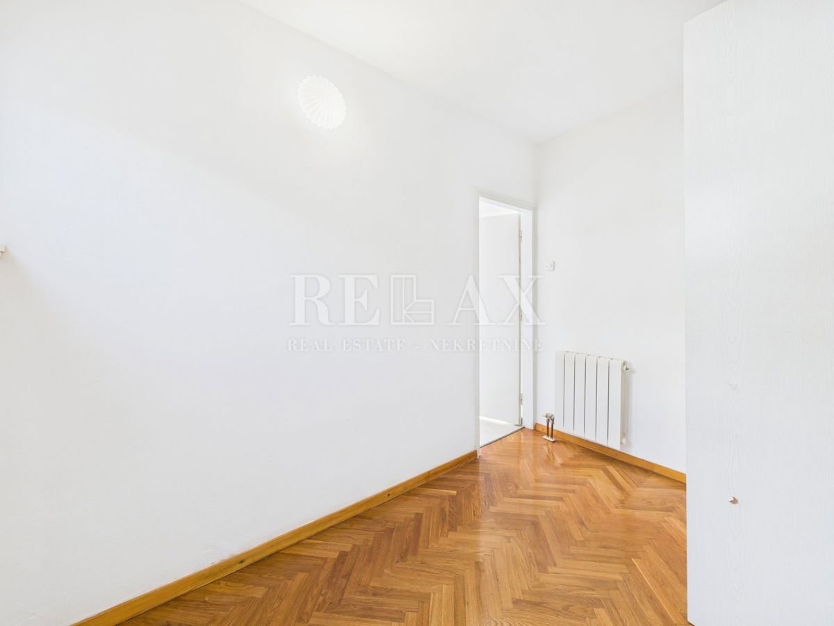 House For sale - PRIMORSKO-GORANSKA NOVI VINODOLSKI