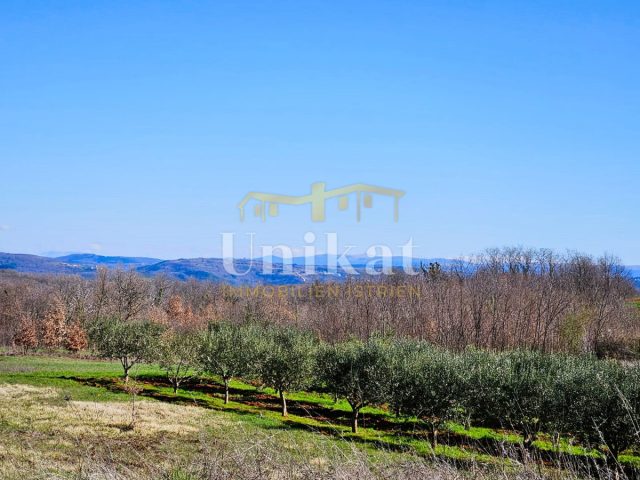 Land for sale 1100 m² – Vižinada