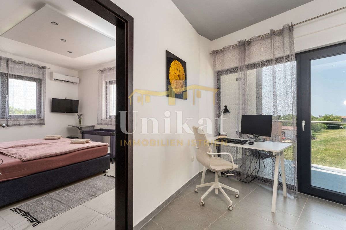 House For sale - ISTARSKA POREČ