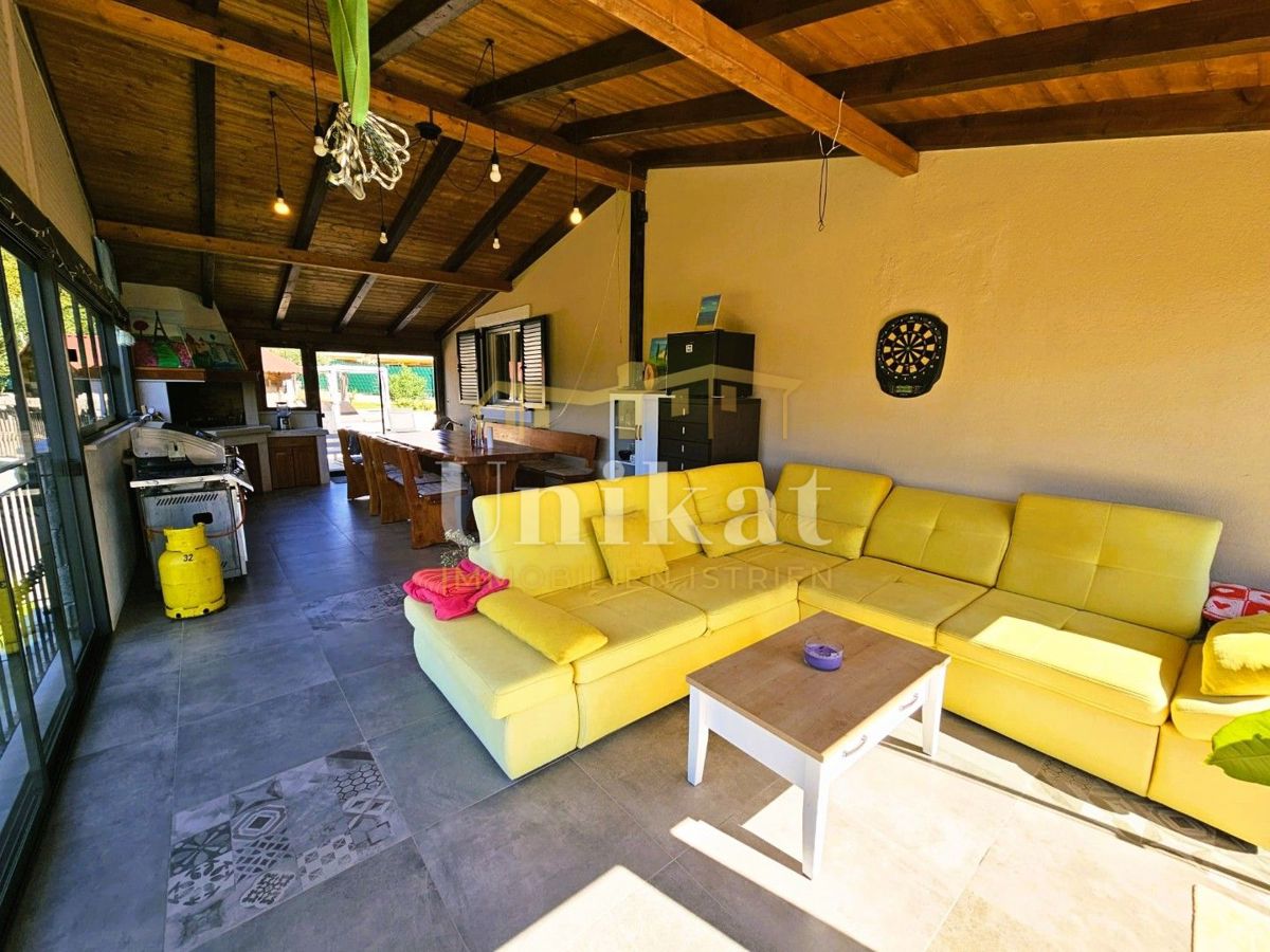 Haus Zu verkaufen - ISTARSKA SVETI LOVREČ