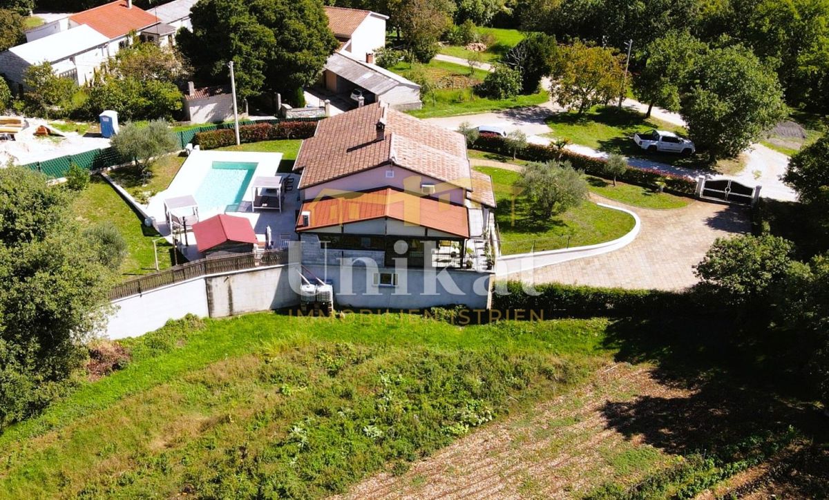 Haus Zu verkaufen - Istarska Sveti Lovreč - foto 3/26