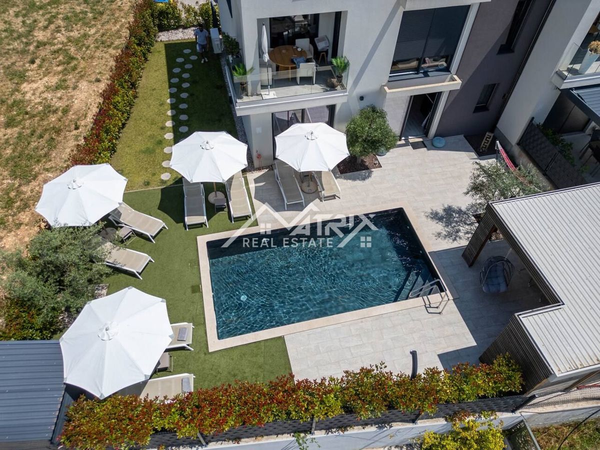 Apartmán Na predaj - ISTARSKA POREČ