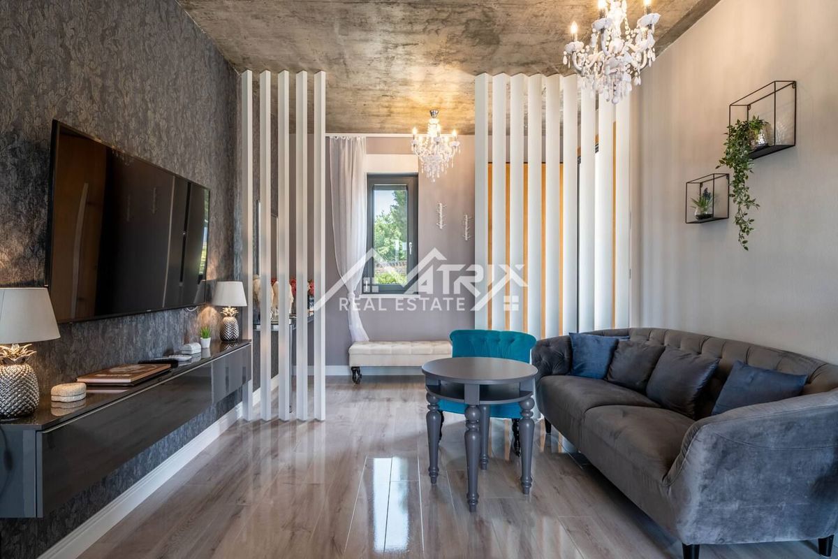 Apartmán Na predaj - ISTARSKA POREČ