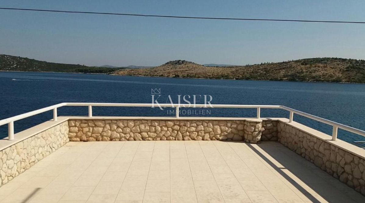 House For sale - ŠIBENSKO-KNINSKA ŠIBENIK