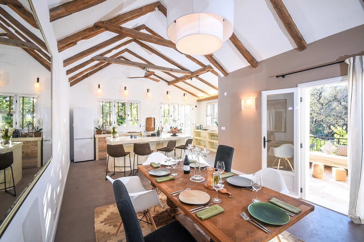 House For sale - SPLITSKO-DALMATINSKA HVAR