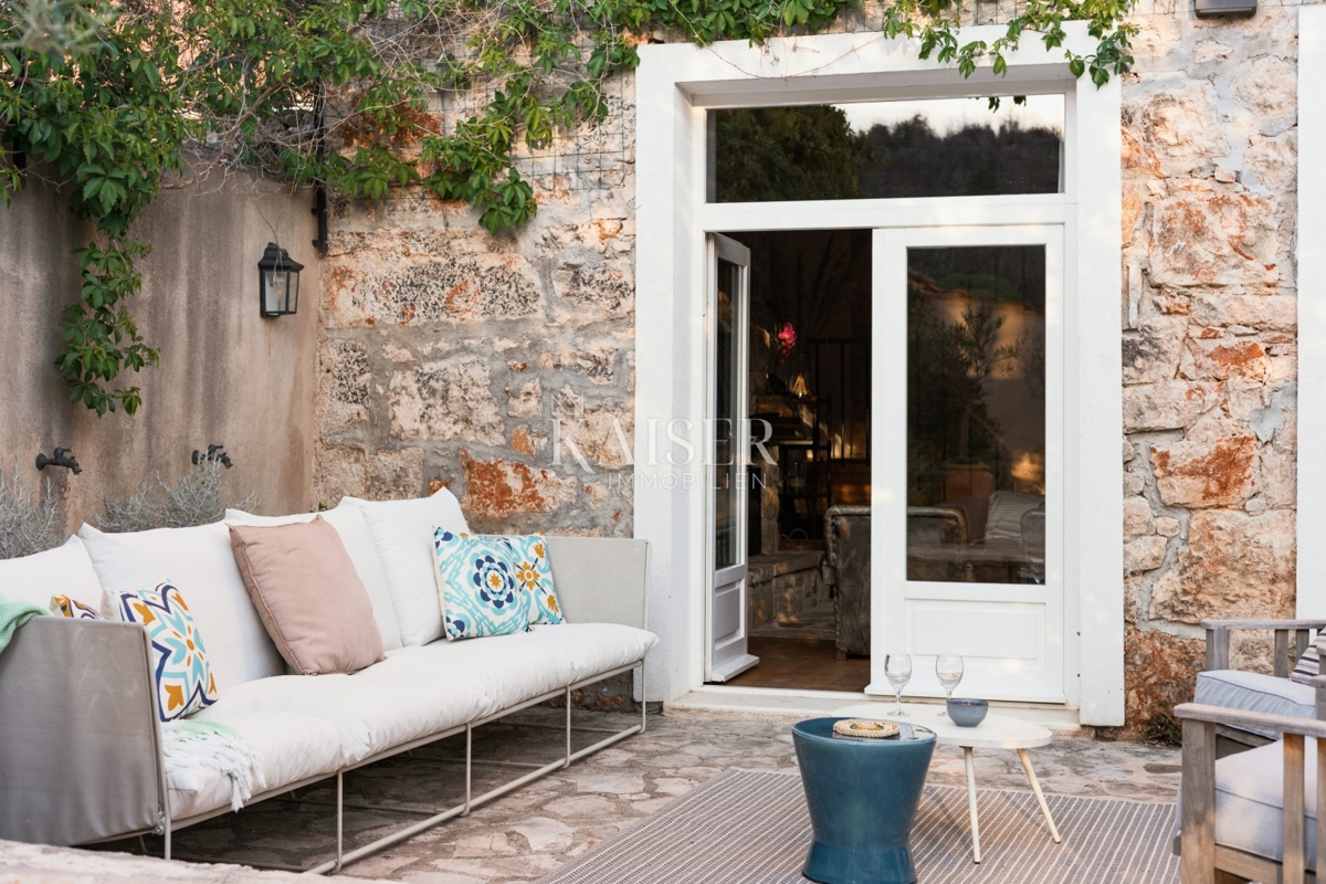 House For sale - SPLITSKO-DALMATINSKA HVAR