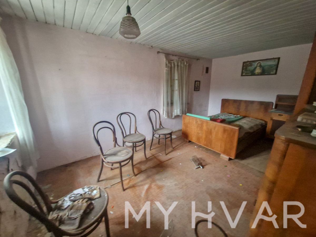 House For sale - SPLITSKO-DALMATINSKA JELSA