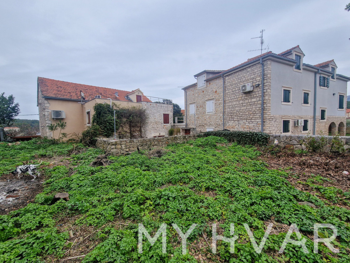 House For sale - SPLITSKO-DALMATINSKA JELSA