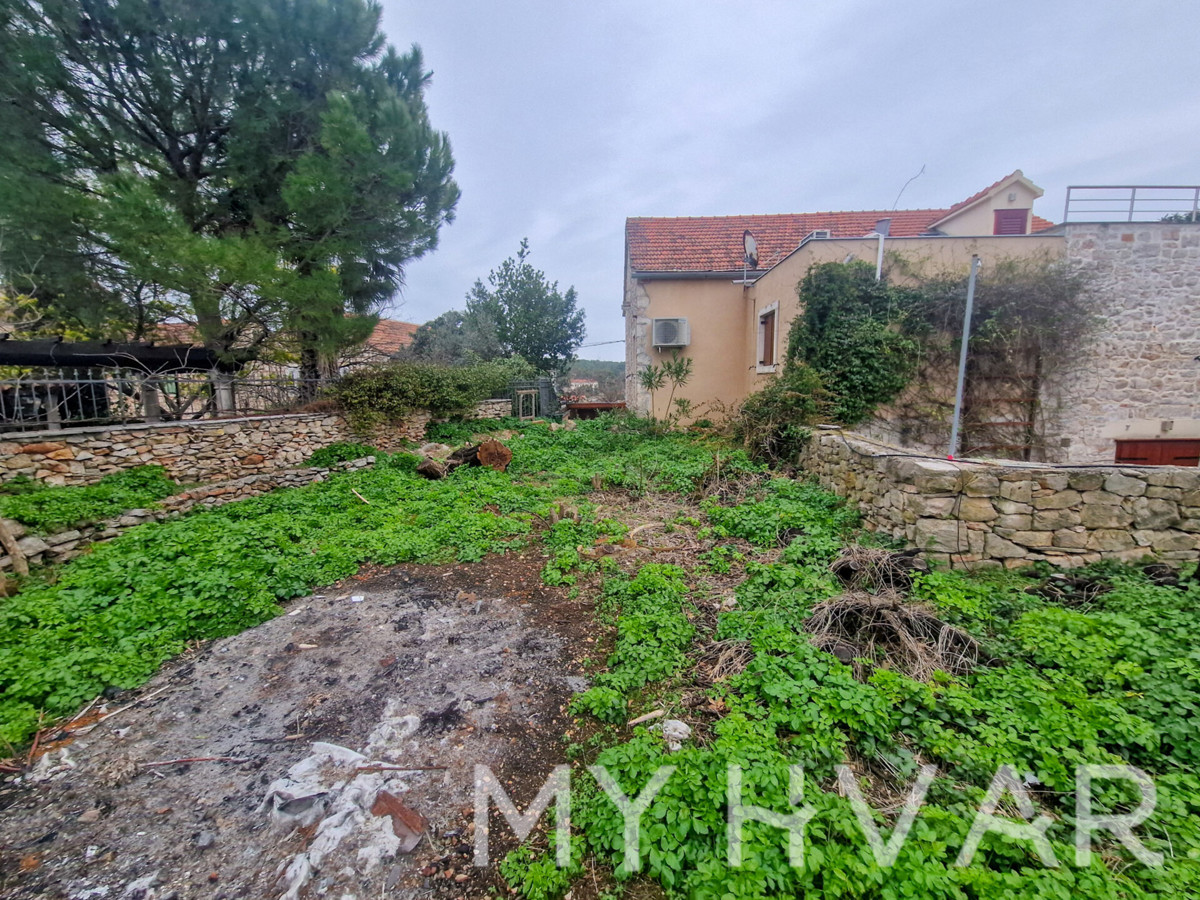 House For sale - SPLITSKO-DALMATINSKA JELSA