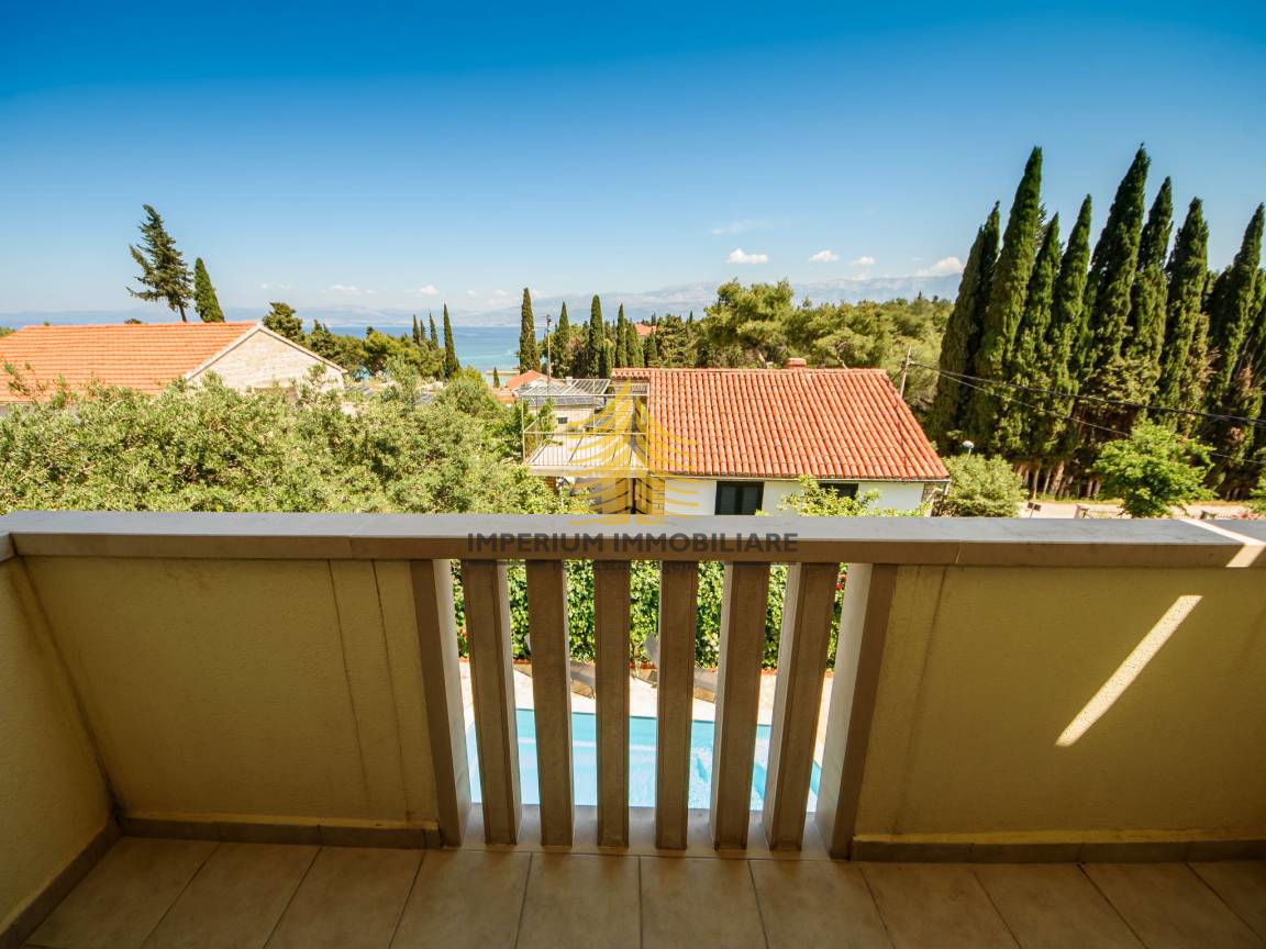 Hiša Na predaj - SPLITSKO-DALMATINSKA BRAČ
