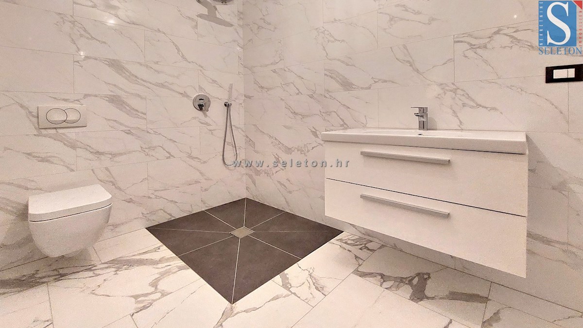 Appartamento In vendita - ISTARSKA POREČ