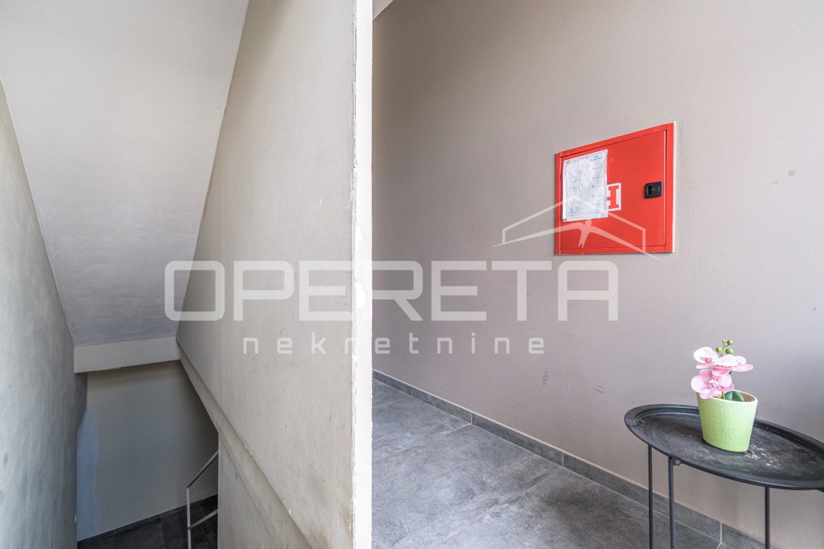 Gewerbefläche Zu vermieten - ISTARSKA POREČ