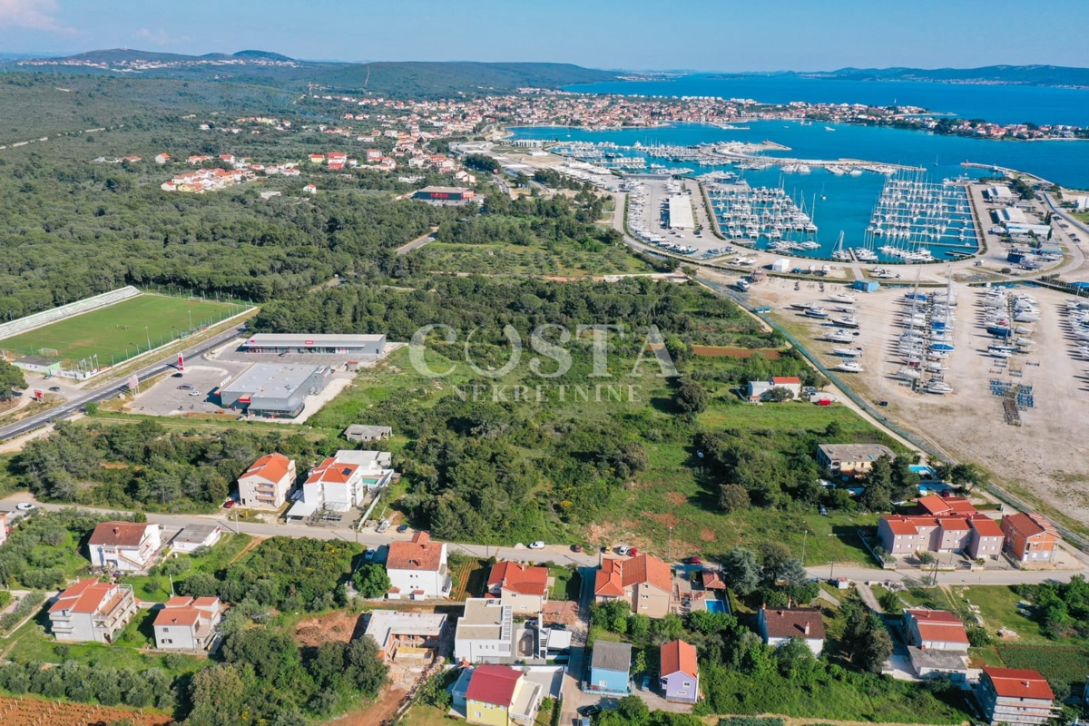 Hiša Na predaj - ZADARSKA BIBINJE