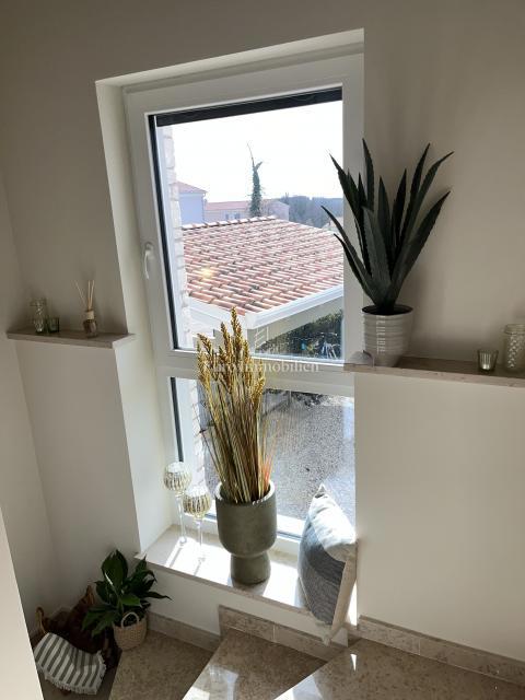 House For sale - ISTARSKA NOVIGRAD