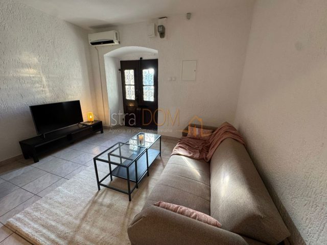 Kuća za najam 75 m² – Krk