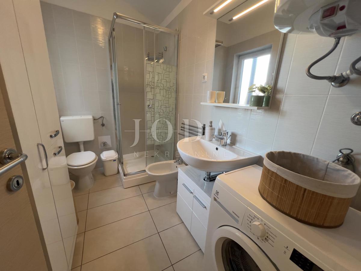 Flat For sale - PRIMORSKO-GORANSKA CRIKVENICA
