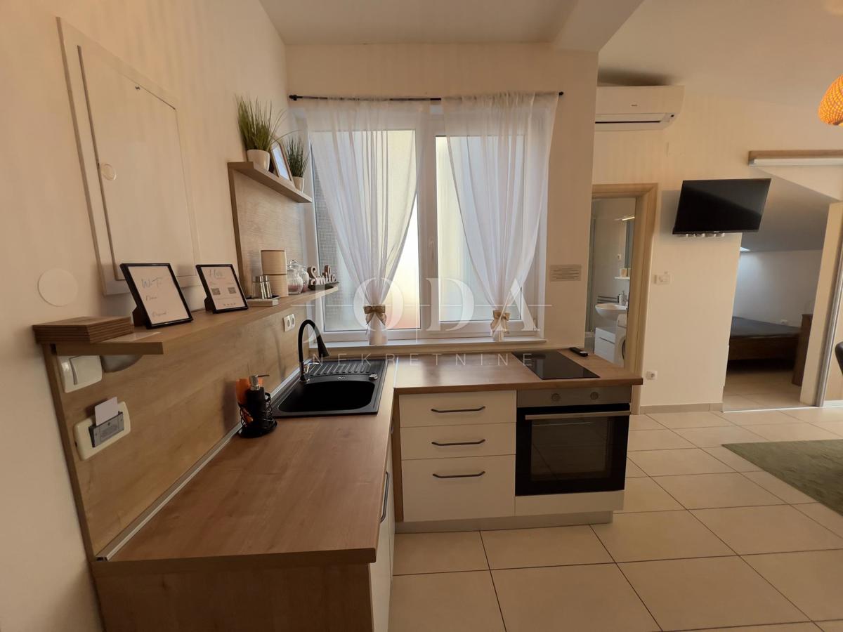 Flat For sale - PRIMORSKO-GORANSKA CRIKVENICA