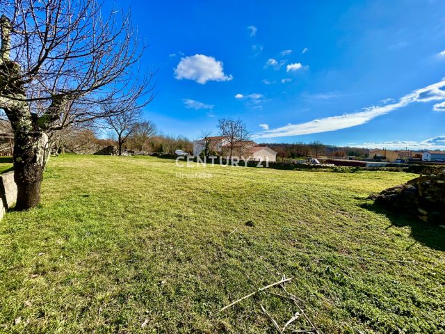 Grundstück zu verkaufen 900 m² – Poreč