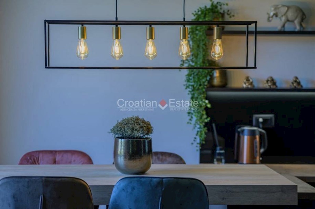 Flat For sale - SPLITSKO-DALMATINSKA SPLIT