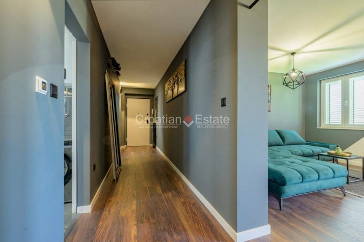 Flat For sale - SPLITSKO-DALMATINSKA SPLIT
