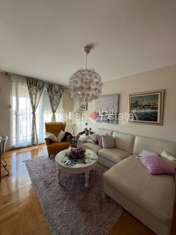 Apartmán k pronájmu 65 m² – Split