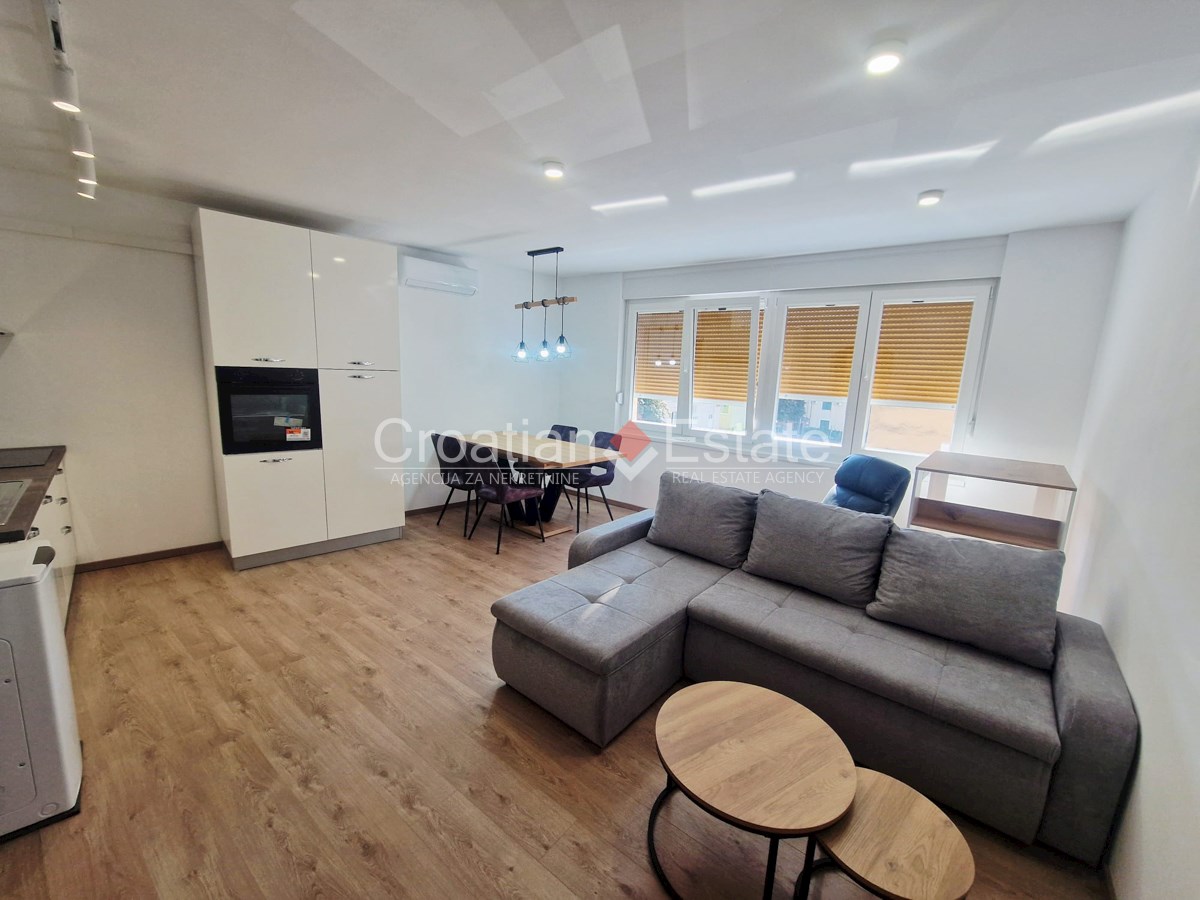 Flat For sale - Splitsko-dalmatinska Split - foto 2/11