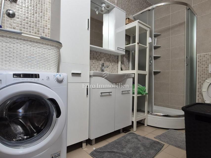 Apartma Na predaj - LIČKO-SENJSKA NOVALJA