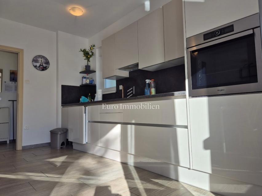 Apartma Na predaj - LIČKO-SENJSKA NOVALJA