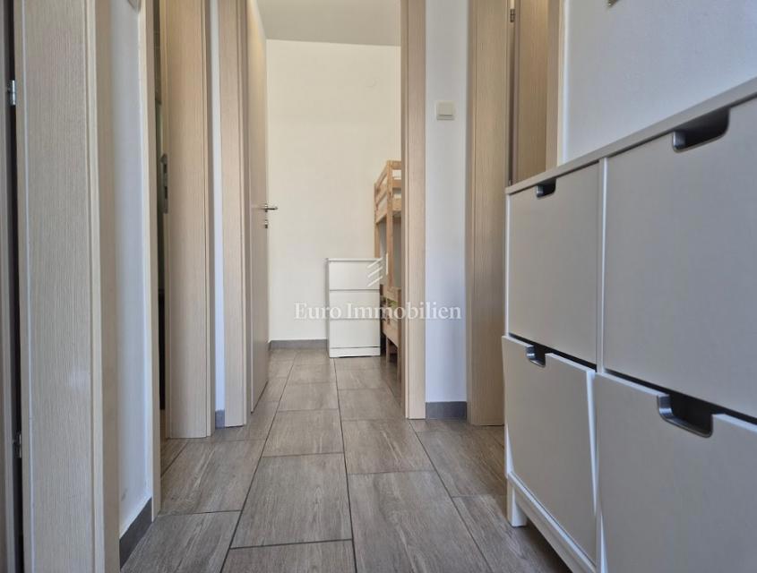 Apartma Na predaj - LIČKO-SENJSKA NOVALJA
