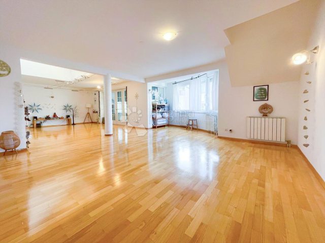 Stan na prodaju 172 m² – Zagreb
