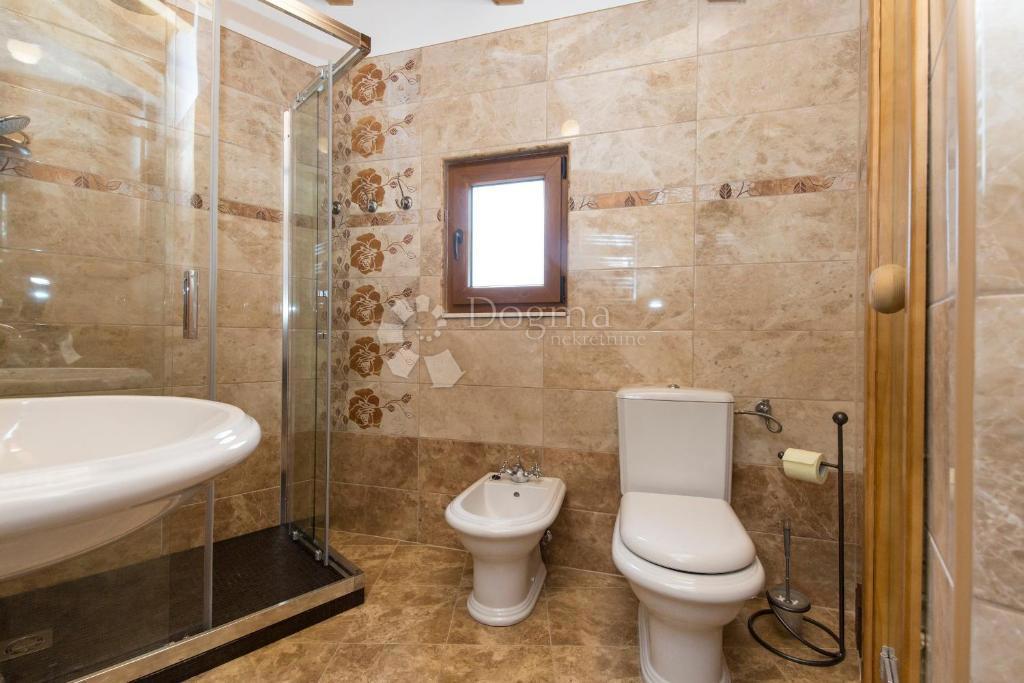 House For sale - PRIMORSKO-GORANSKA MOŠĆENIČKA DRAGA