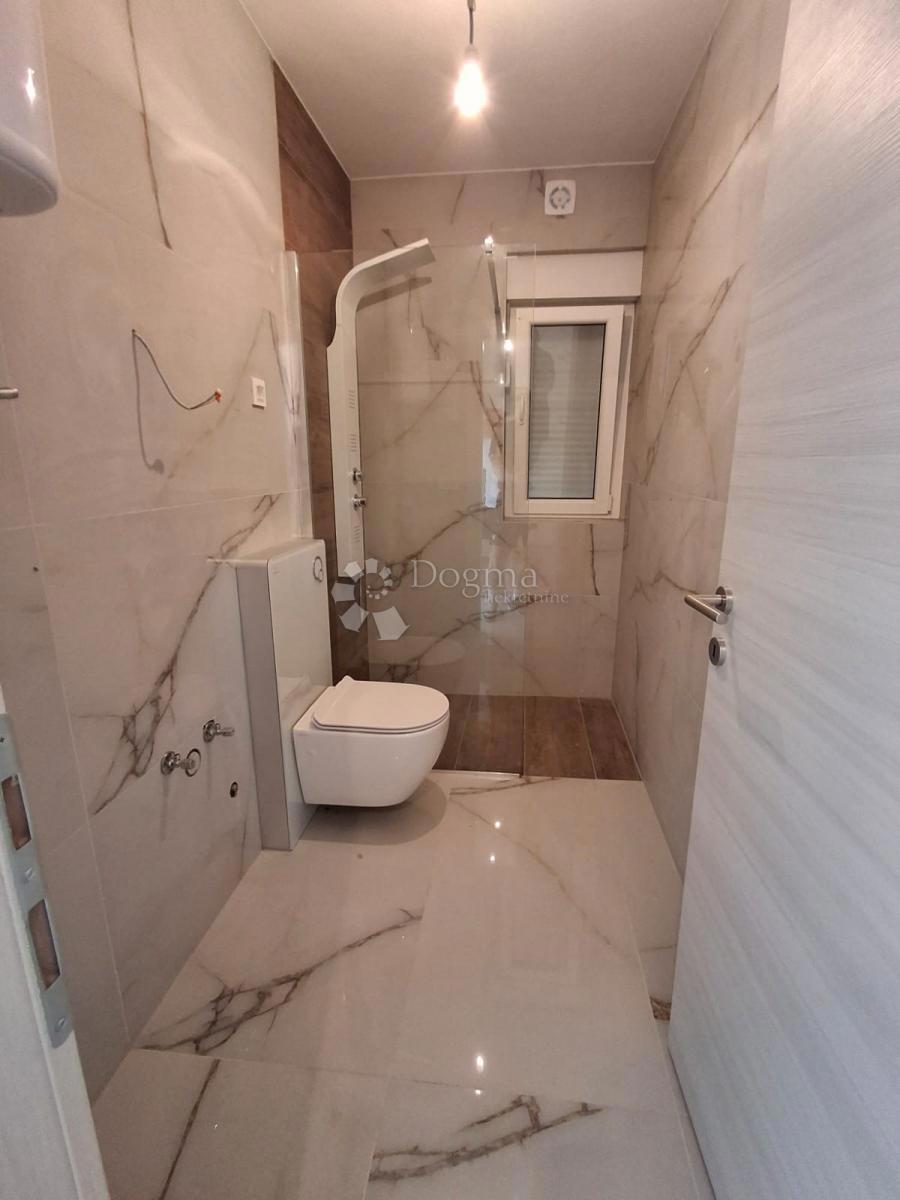 Apartment Zu verkaufen - PRIMORSKO-GORANSKA RAB