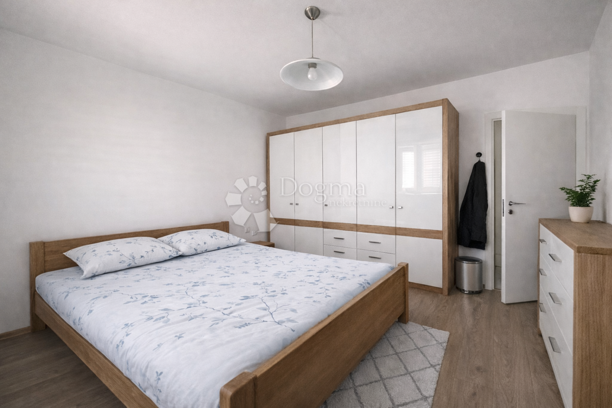 House For sale - ŠIBENSKO-KNINSKA VODICE