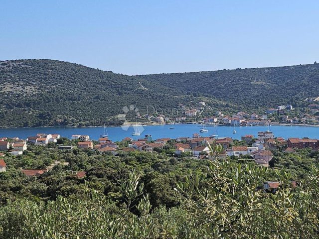 Pozemok na predaj 1465 m² – Marina