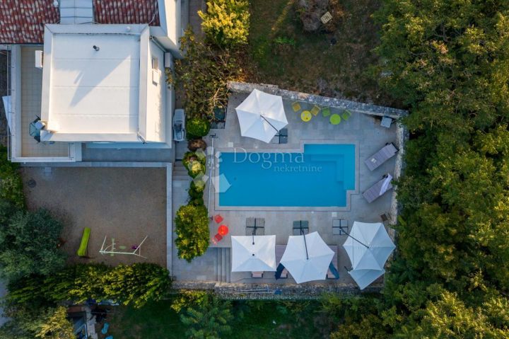 Hiša na predaj 267 m² – Marčana