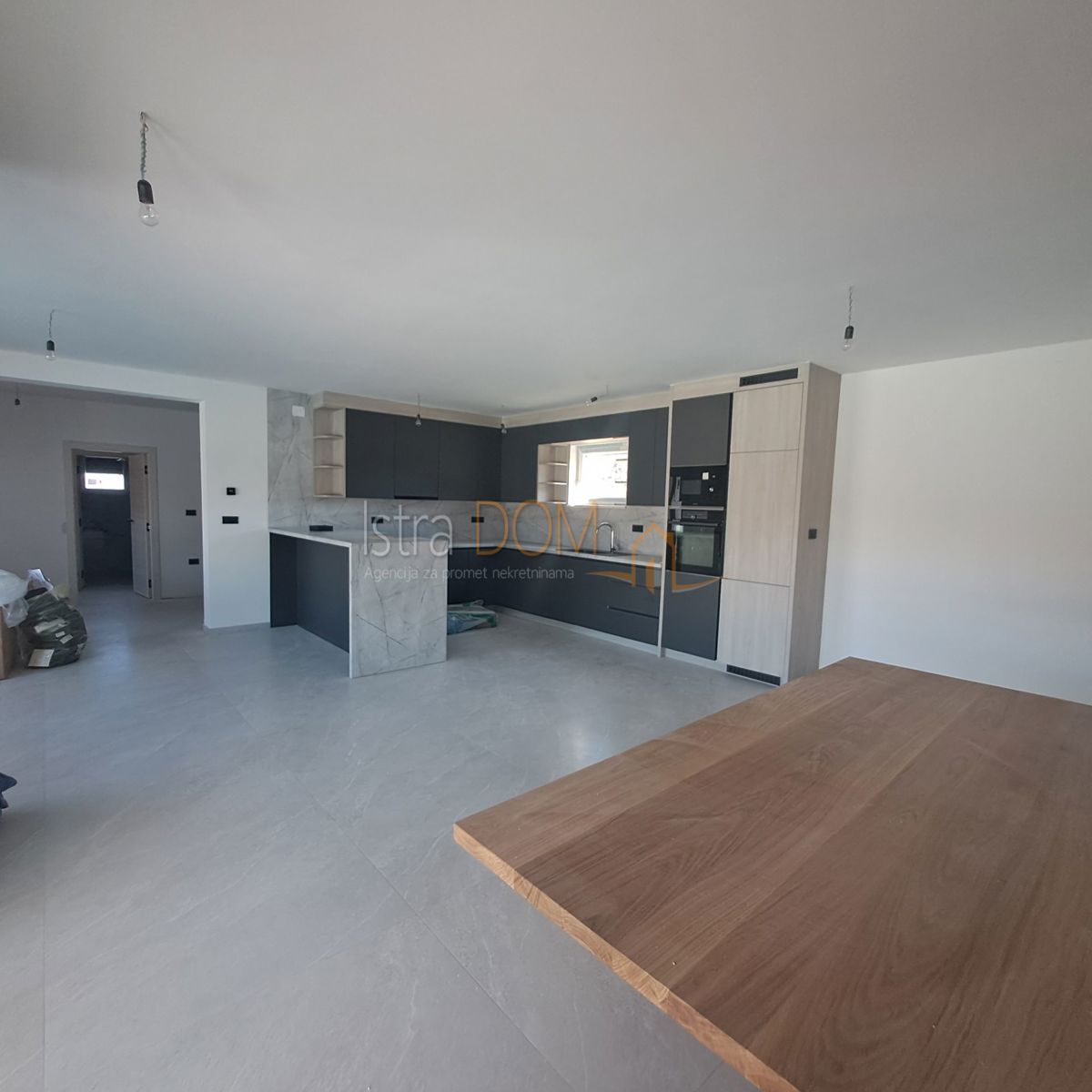House For sale - Istarska Ližnjan - foto 1/14