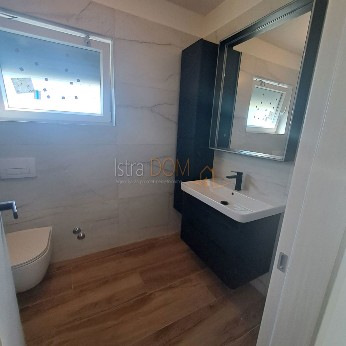 House For sale - ISTARSKA LIŽNJAN