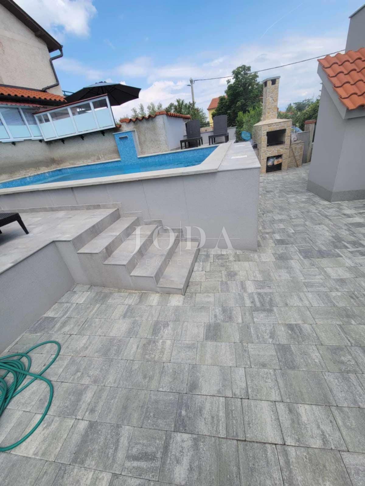 Casa In vendita - PRIMORSKO-GORANSKA KRK